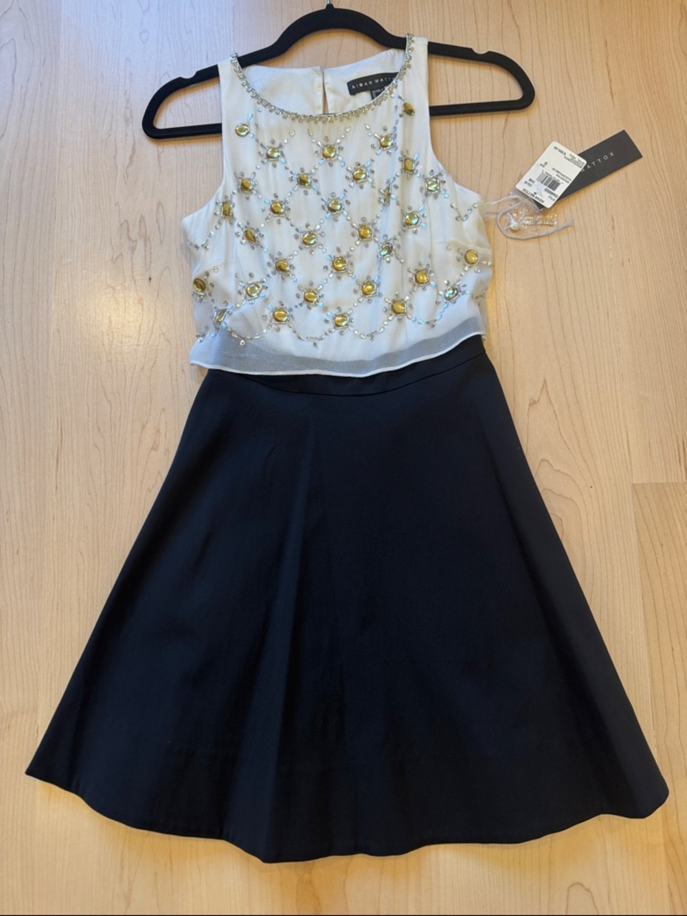 Aidan Mattox Embellished Popover Mini Dress White Black Size 0 NWT